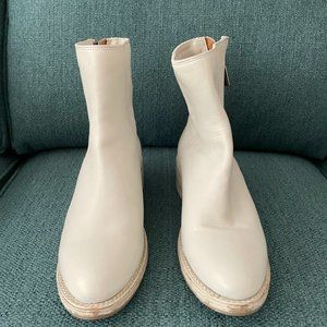 Frye Zip Ivory-White NEW Booties 7.5